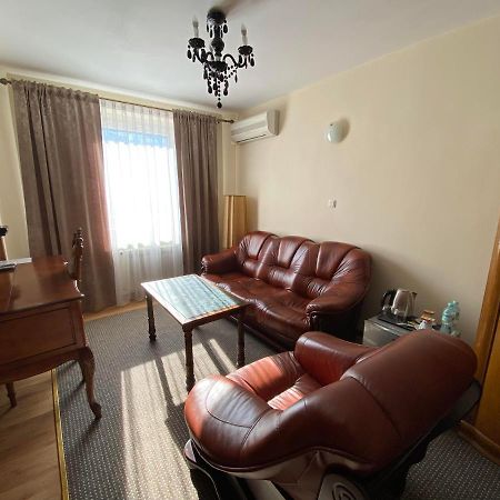 Obiekt "Czarny Rycerz" Aparthotel Jastrzębie Zdrój Kültér fotó