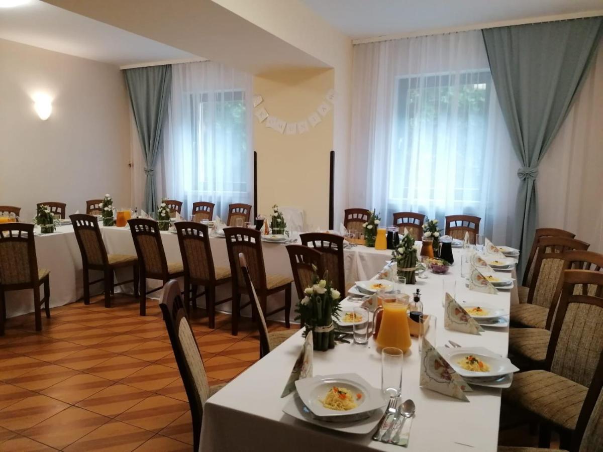 Obiekt "Czarny Rycerz" Aparthotel Jastrzębie Zdrój Kültér fotó