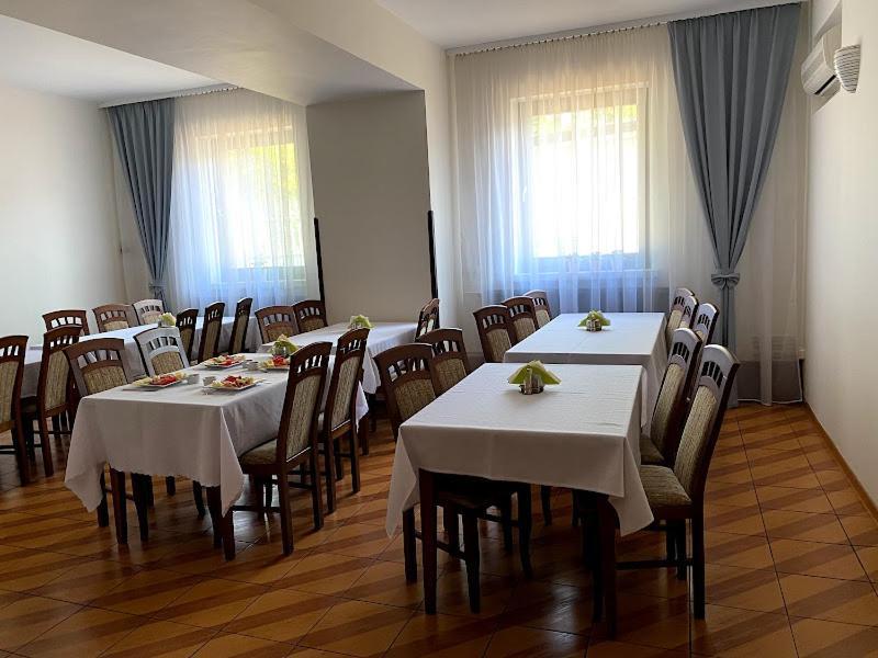 Obiekt "Czarny Rycerz" Aparthotel Jastrzębie Zdrój Kültér fotó
