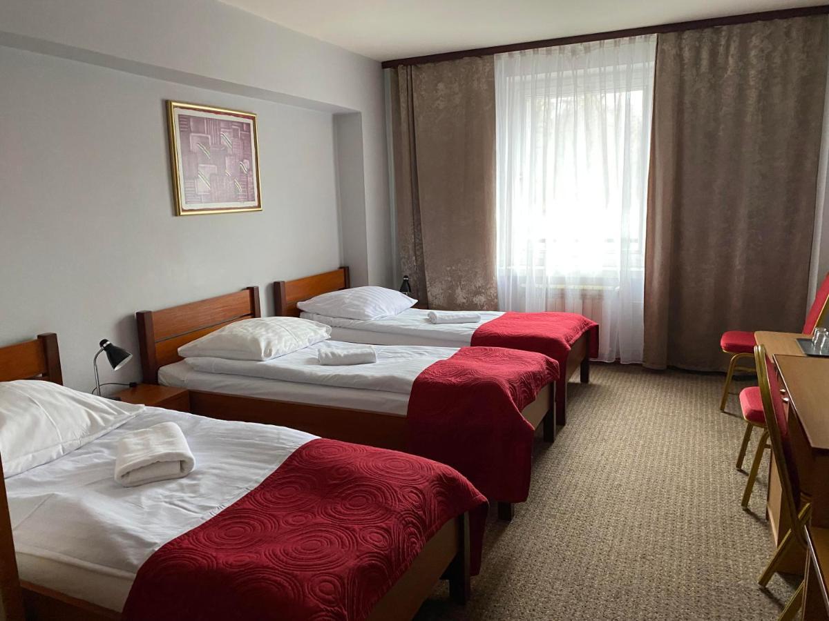 Obiekt "Czarny Rycerz" Aparthotel Jastrzębie Zdrój Kültér fotó