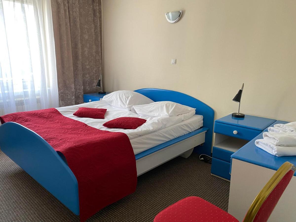 Obiekt "Czarny Rycerz" Aparthotel Jastrzębie Zdrój Kültér fotó